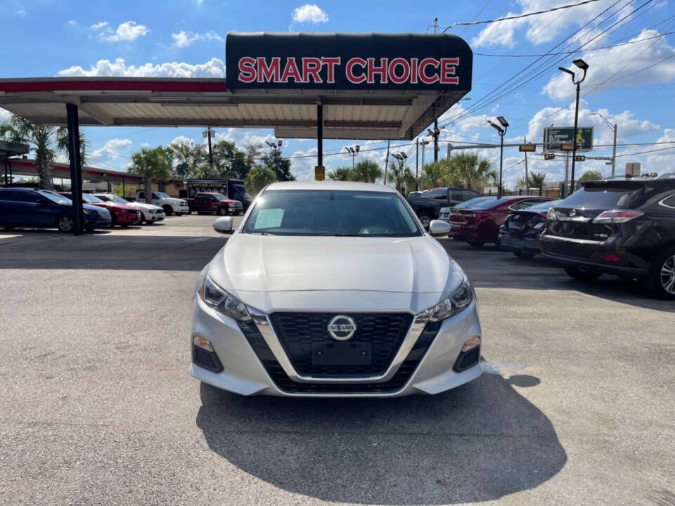 2020 Nissan Altima for sale at SMART CHOICE AUTO in Pasadena, TX