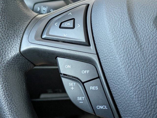 2023 Ford Edge SE