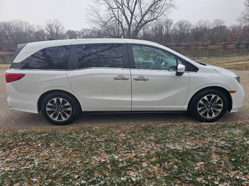 Used 2021 Honda Odyssey EX-L with VIN 5FNRL6H79MB043424 for sale in Terre Haute, IN