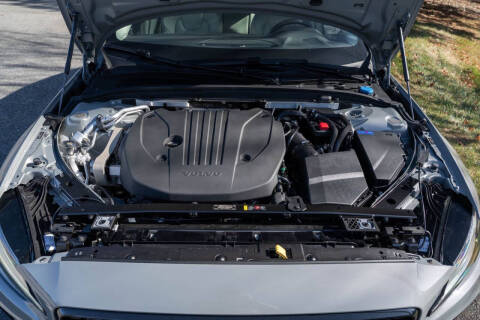 2024 Volvo S60 B5 Core Dark Theme