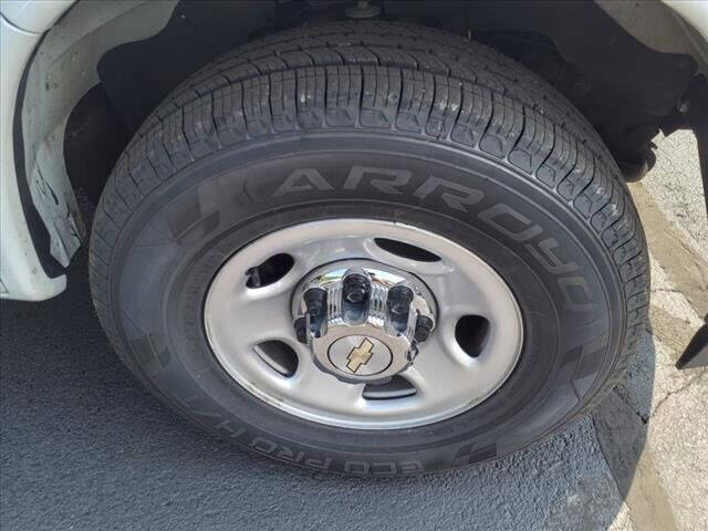 2022 Chevrolet Express 2500