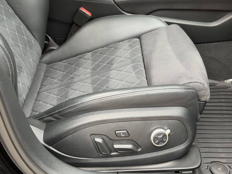 2022 Audi S4 3.0T quattro Premium Plus