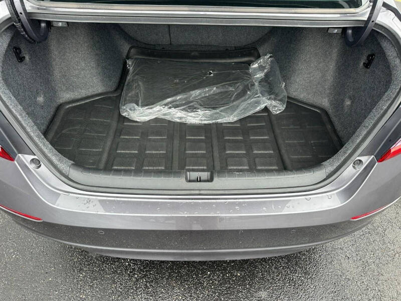 2018 Honda Accord Hybrid Touring