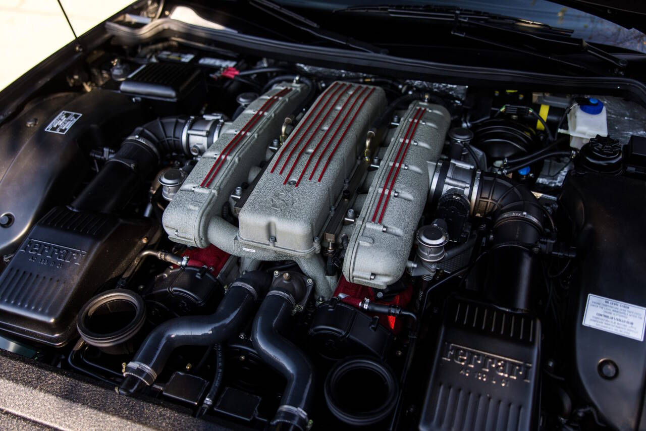 2003 Ferrari 575M 39