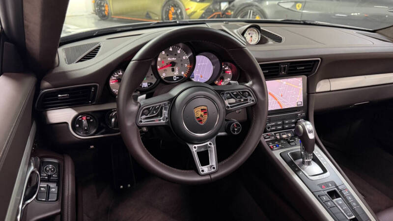 2017 Porsche 911 Turbo
