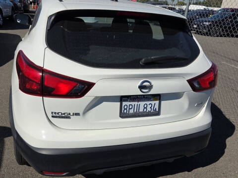 2019 Nissan Rogue Sport S