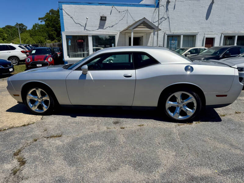 2012 Dodge Challenger SXT