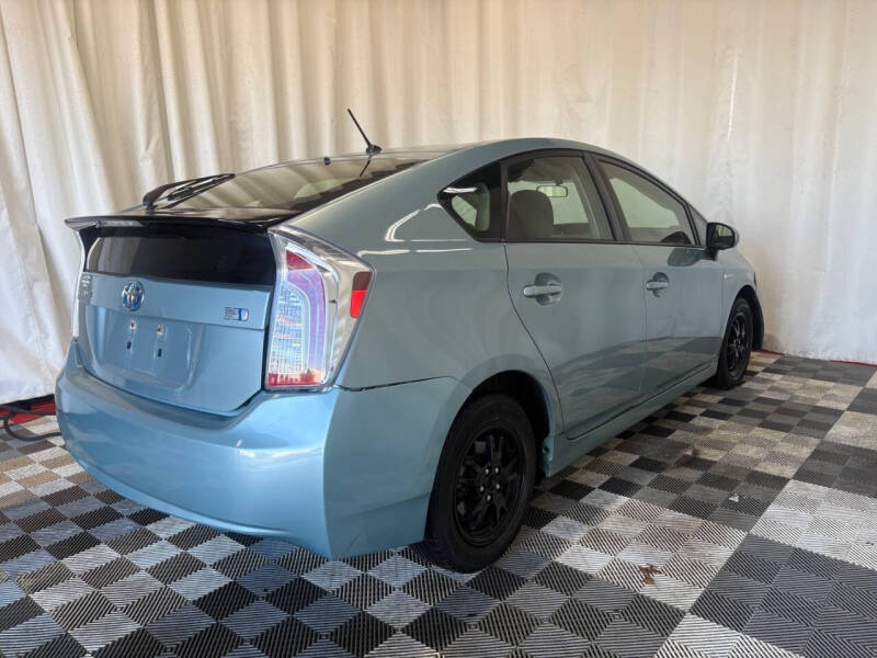2014 Toyota Prius Two