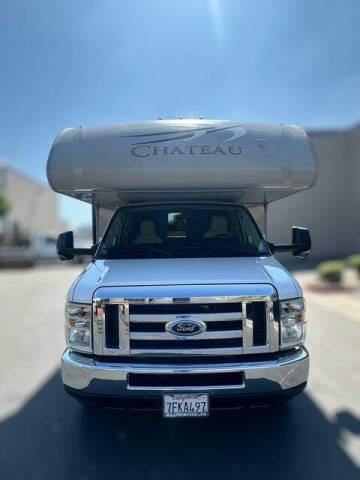 2014 Thor Motor Coach CHATEAU 31L