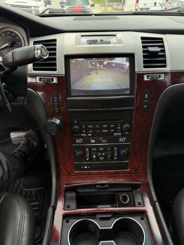 2014 Cadillac Escalade Luxury