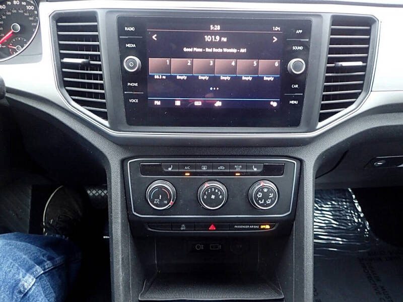 2018 Volkswagen Atlas V6 SE