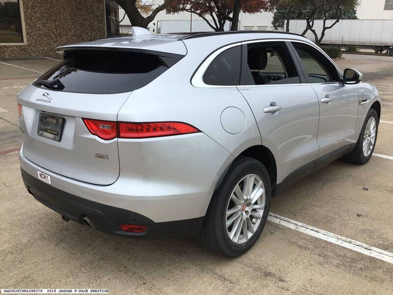2019 Jaguar F-PACE 25t Prestige