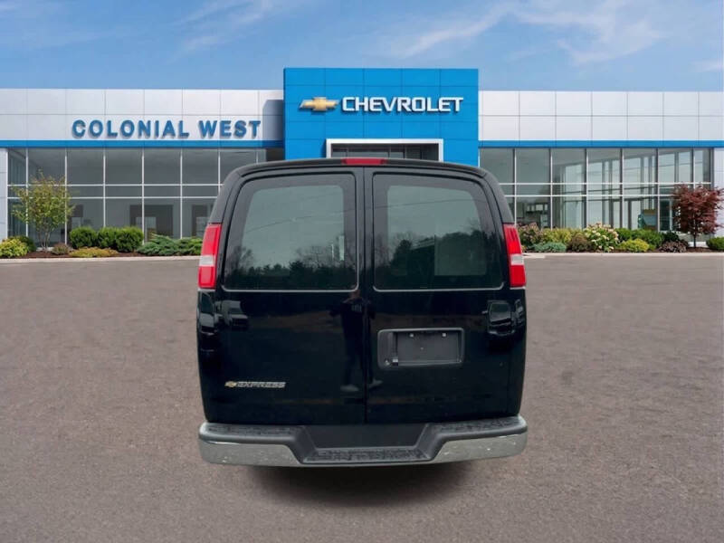 2026 Chevrolet Express 2500