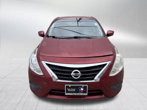 2019 Nissan Versa