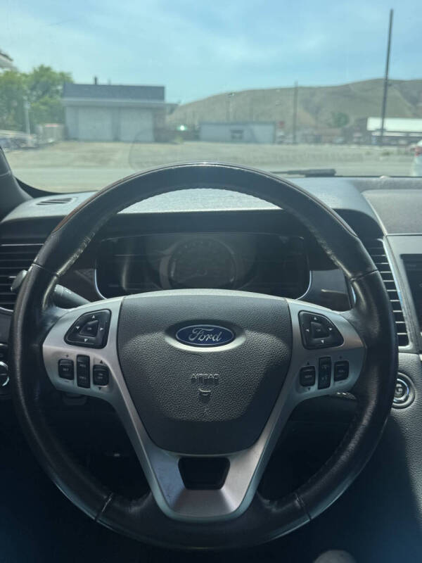 2013 Ford Taurus Limited