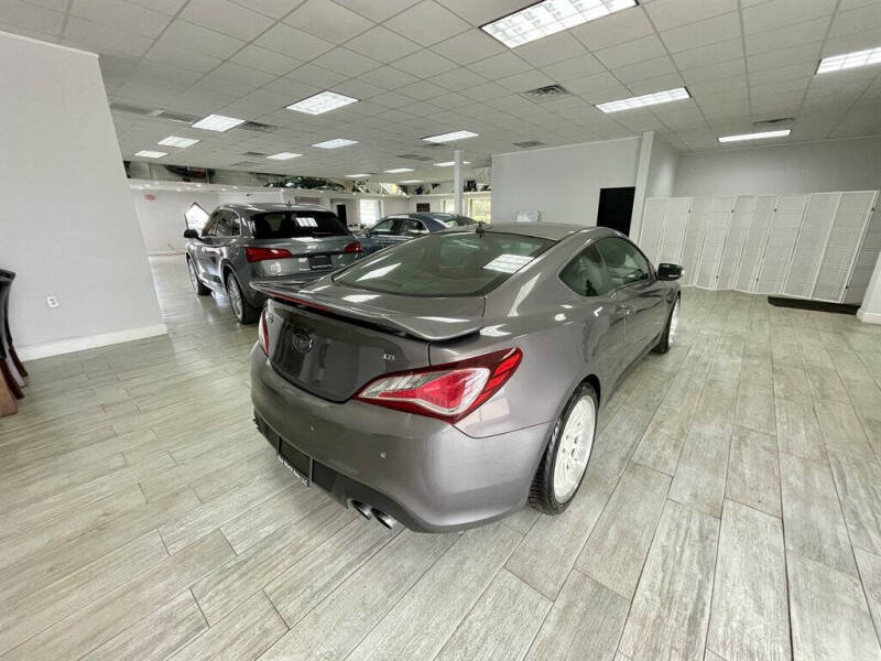 2013 Hyundai Genesis Coupe 3.8 Grand Touring