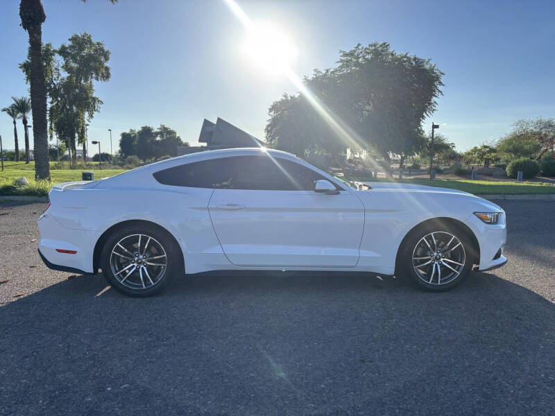 2017 Ford Mustang EcoBoost Premium