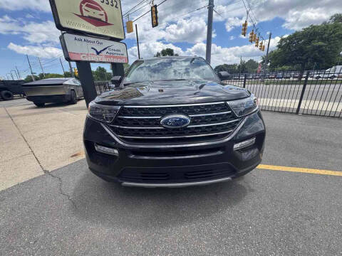 2024 Ford Explorer XLT
