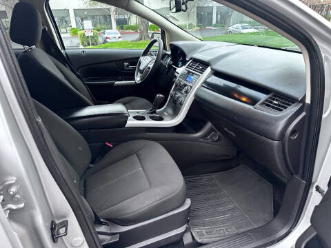 2013 Ford Edge SE