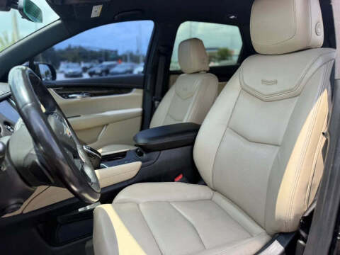 2017 Cadillac XT5