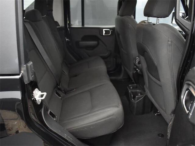 2023 Jeep Gladiator Sport