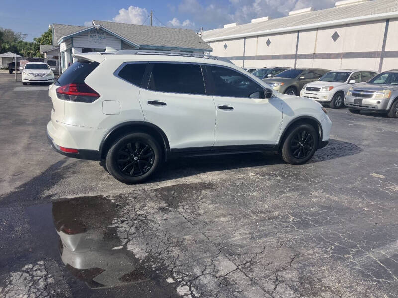 2018 Nissan Rogue SV