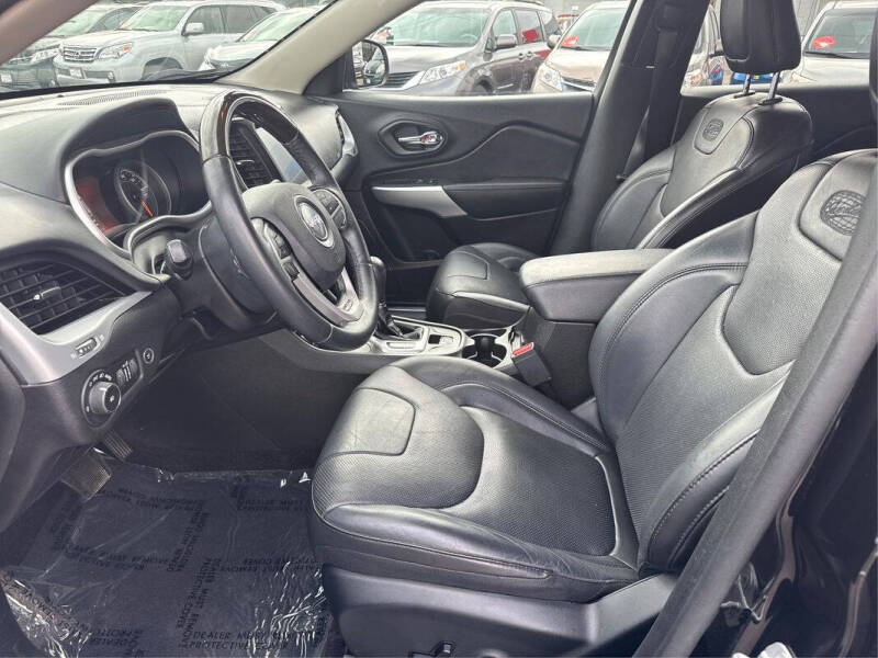 2018 Jeep Cherokee Overland