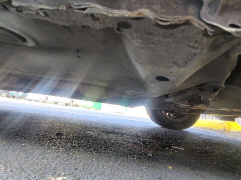 2005 Toyota Corolla LE