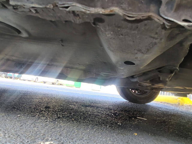 2005 Toyota Corolla LE