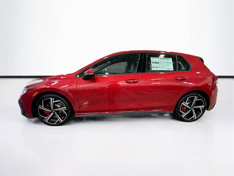 2025 Volkswagen Golf GTI SE