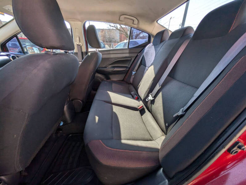 2021 Nissan Versa SR