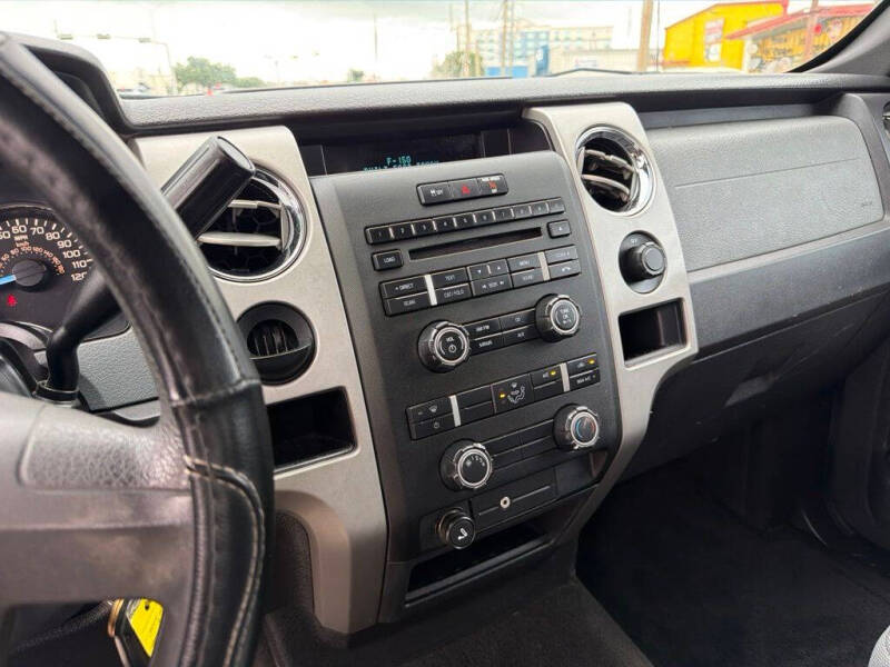 2011 Ford F-150 XLT