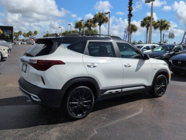 2022 Kia Seltos Nightfall