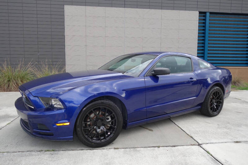 2014 Ford Mustang V6