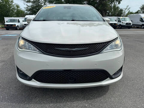 2020 Chrysler Pacifica