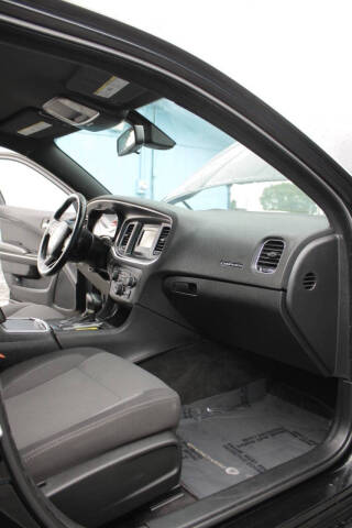 2015 Dodge Charger SE