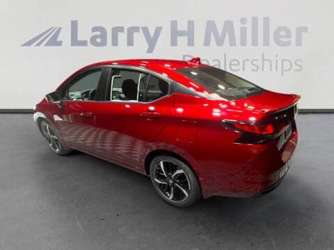 2025 Nissan Versa SR