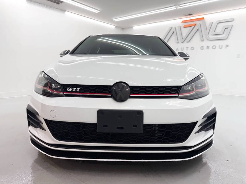 2019 Volkswagen Golf GTI SE