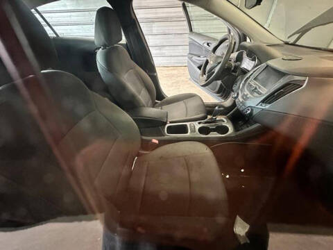 2017 Chevrolet Cruze LT Auto