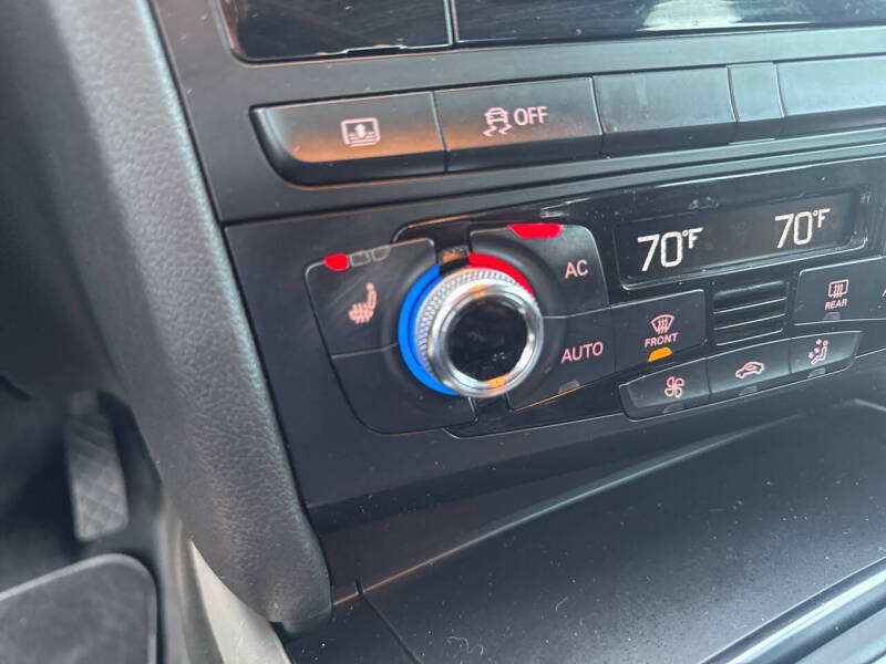 2013 Audi A4 2.0T quattro Prestige