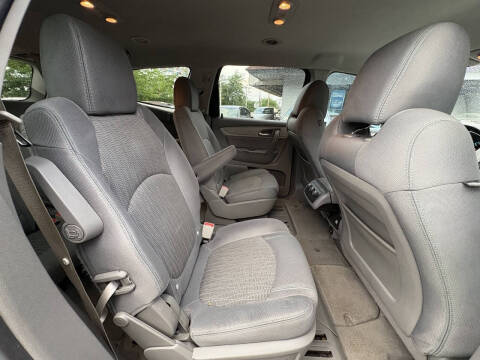 2017 Chevrolet Traverse LT