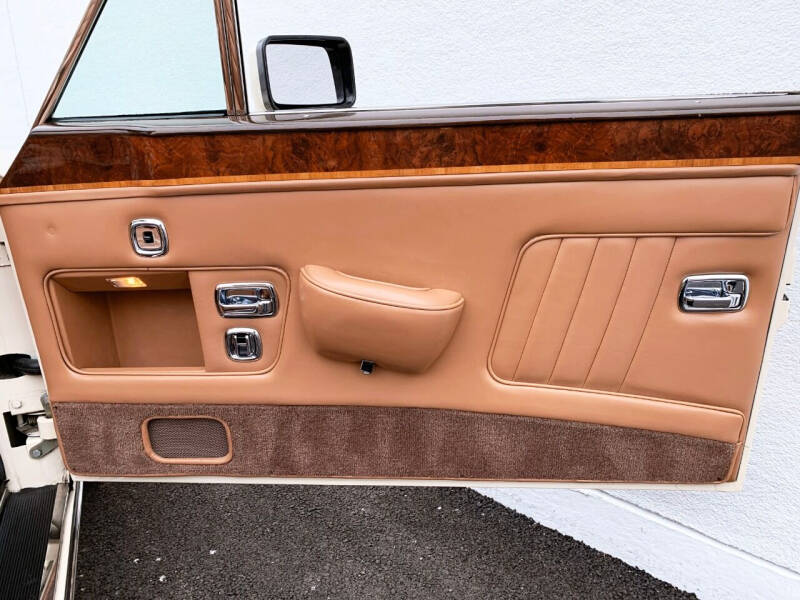 1989 Rolls-Royce Corniche