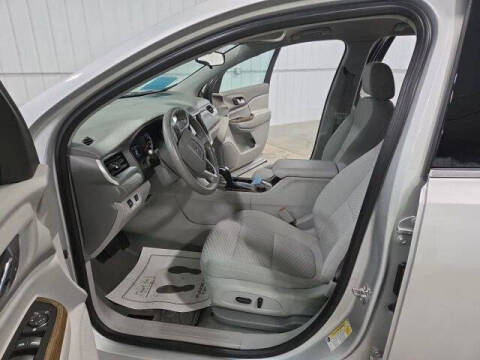 2019 GMC Acadia SLE-2