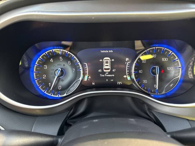 2026 Chrysler Voyager LX