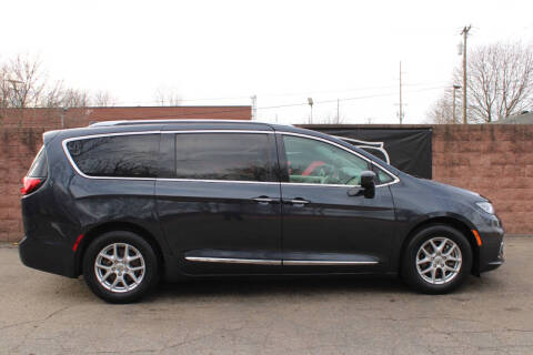 2021 Chrysler Pacifica Touring L