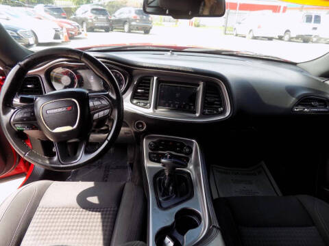 2019 Dodge Challenger SXT