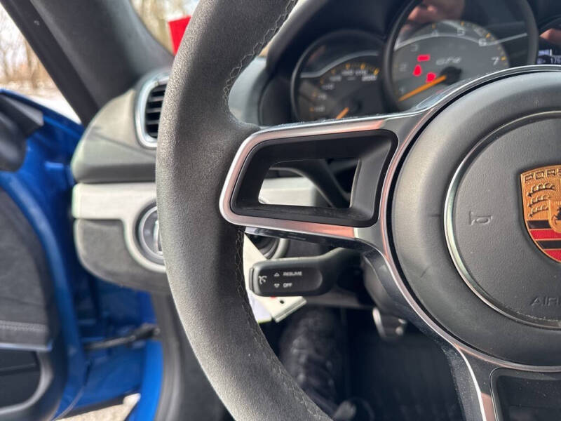 2016 Porsche Cayman GT4