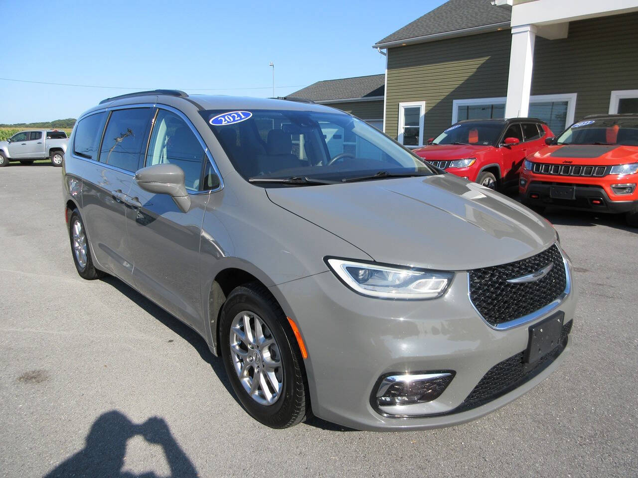 2021 Chrysler Pacifica for sale at FINAL DRIVE AUTO SALES INC in Shippensburg, PA