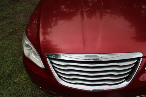 2013 Chrysler 200 Touring