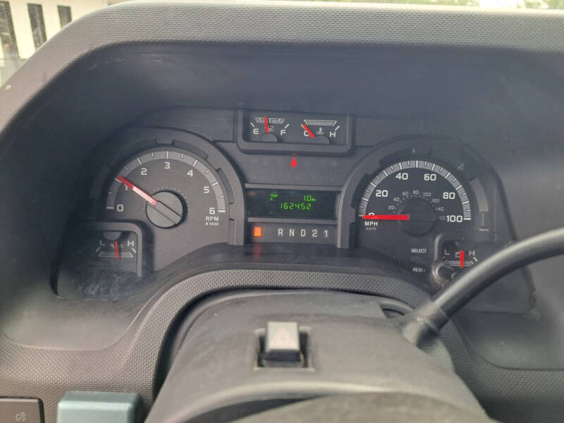 2013 Ford E-Series E-350 SD